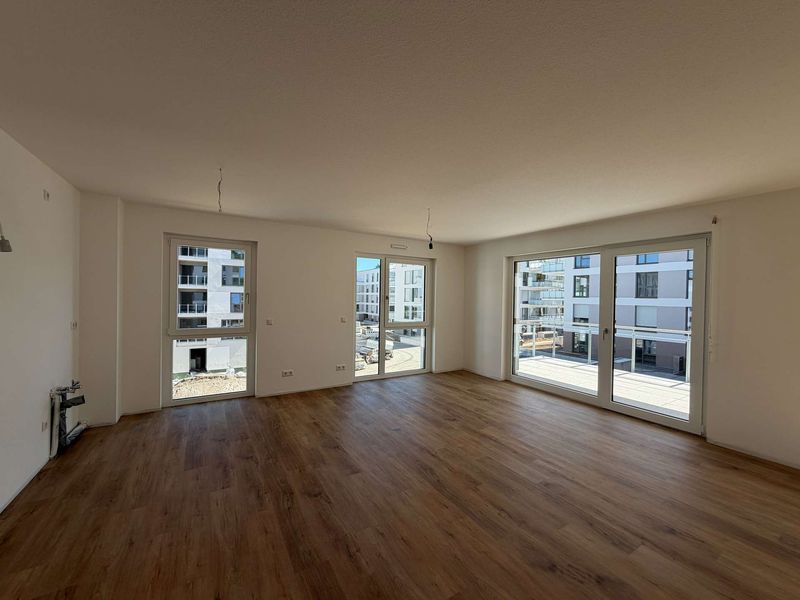 Exklusive 3,5 Zimmer-Wohnung mit Süd-Ost-Balkon